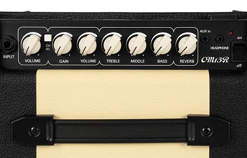 Cort CM15R-EU-BK Комбоусилитель для электрогитары.
